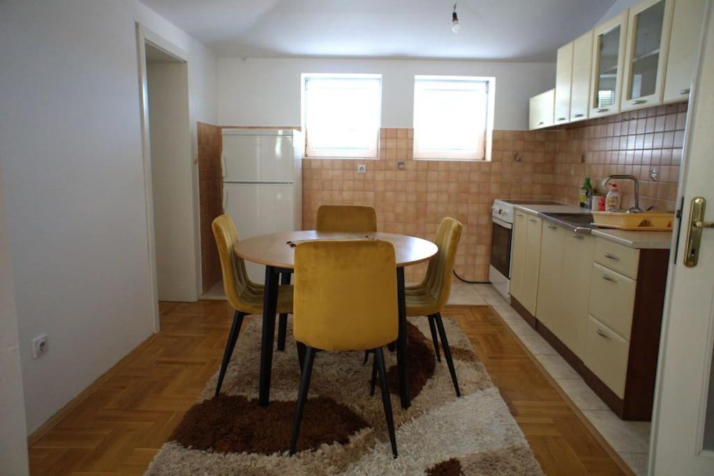 Modi Apartments Peje Exteriér fotografie